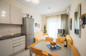 Isthmus luxury apartment